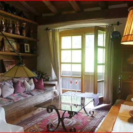 Chalet Muhlfeldhof * 布里克森谷地霍普夫加尔滕